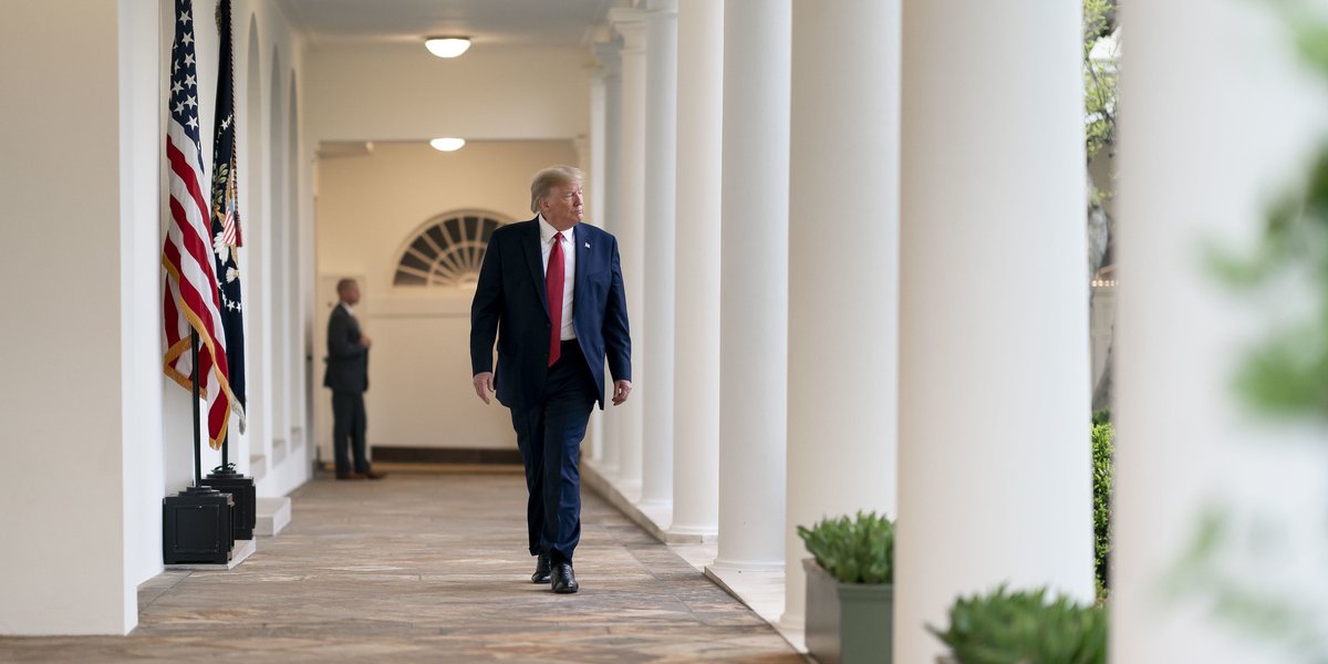 Трамп покинул Белый дом вопреки желанию Зеленского встретиться с ним: главное за сутки