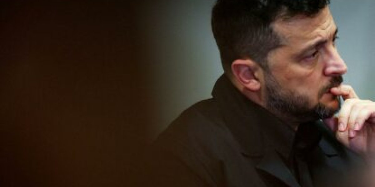 В Киеве начались аресты и отставки. Чего ждать Зеленскому? В Киеве начались аресты и отставки. Чего ждать Зеленскому?