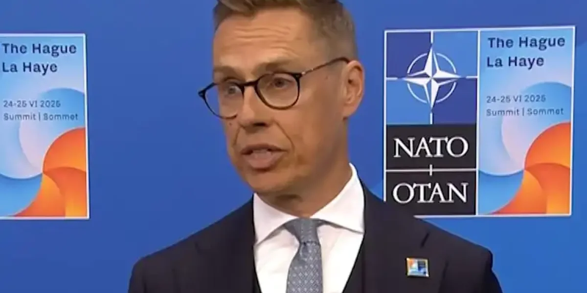 «До Стубба дошло, кому первому прилетит»: Финляндию высмеяли за призыв говорить с Россией вместо угроз удара «До Стубба дошло, кому первому прилетит»: Финляндию высмеяли за призыв говорить с Россией вместо угроз удара