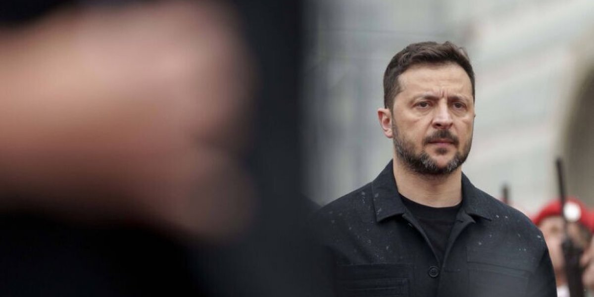 Экстренное обращение Зеленского: Украинцев готовят к капитуляции? Экстренное обращение Зеленского: Украинцев готовят к капитуляции?