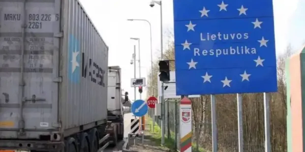 Батька преподал Литве урок. 5 тысяч ее фур заблокированы. Мы бы на такое решились?