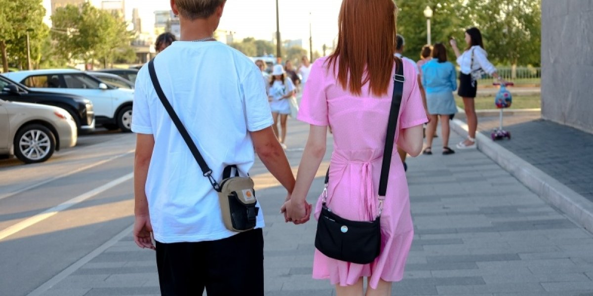 Язык поколений: почему коммуникация между россиянами разных возрастов дает сбой