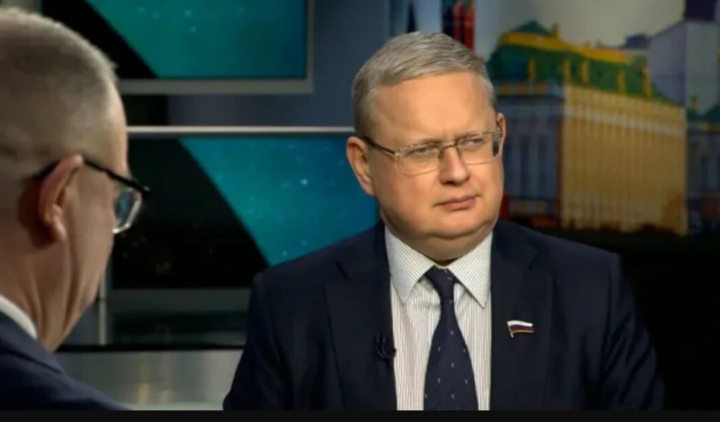 Делягин: Внаглую закачали триллионы в банки, а людям задрали налоги. Деньги нужны для новой войны?