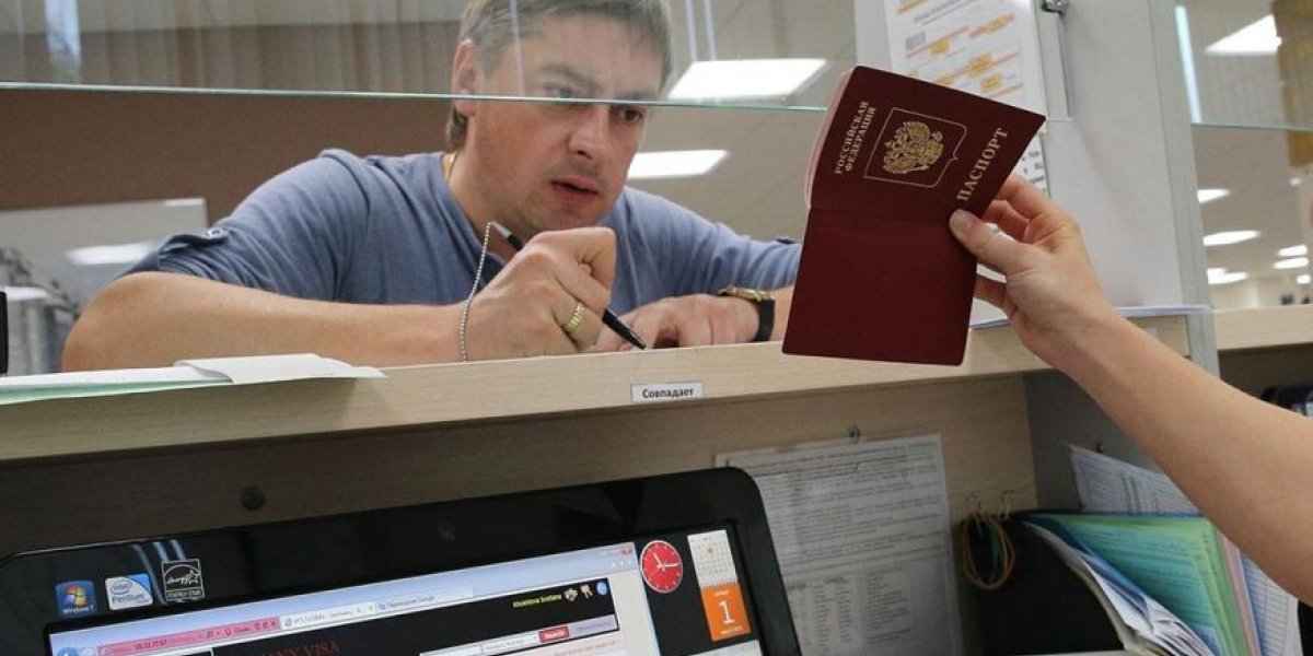 «Очередной "самострел" ЕС»: МИД о запрете на выдачу россиянам многократных виз. Какого ответа ждать Европе? «Очередной "самострел" ЕС»: МИД о запрете на выдачу россиянам многократных виз. Какого ответа ждать Европе?