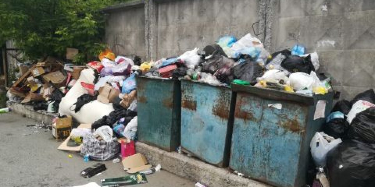 Мусорных мошенников Арсеньева будут судить за подделку отчётов и отъём средств у "ПЭО" Мусорных мошенников Арсеньева будут судить за подделку отчётов и отъём средств у "ПЭО"