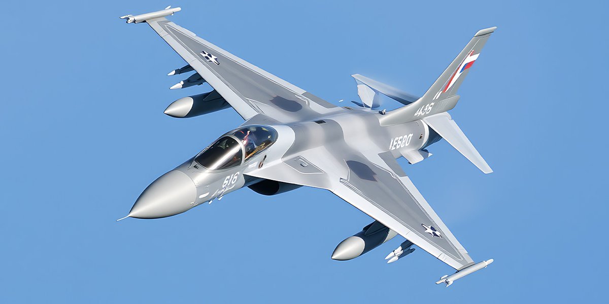 ВВС НАТО опозорились на учениях: финские истребители проиграли в небе российским