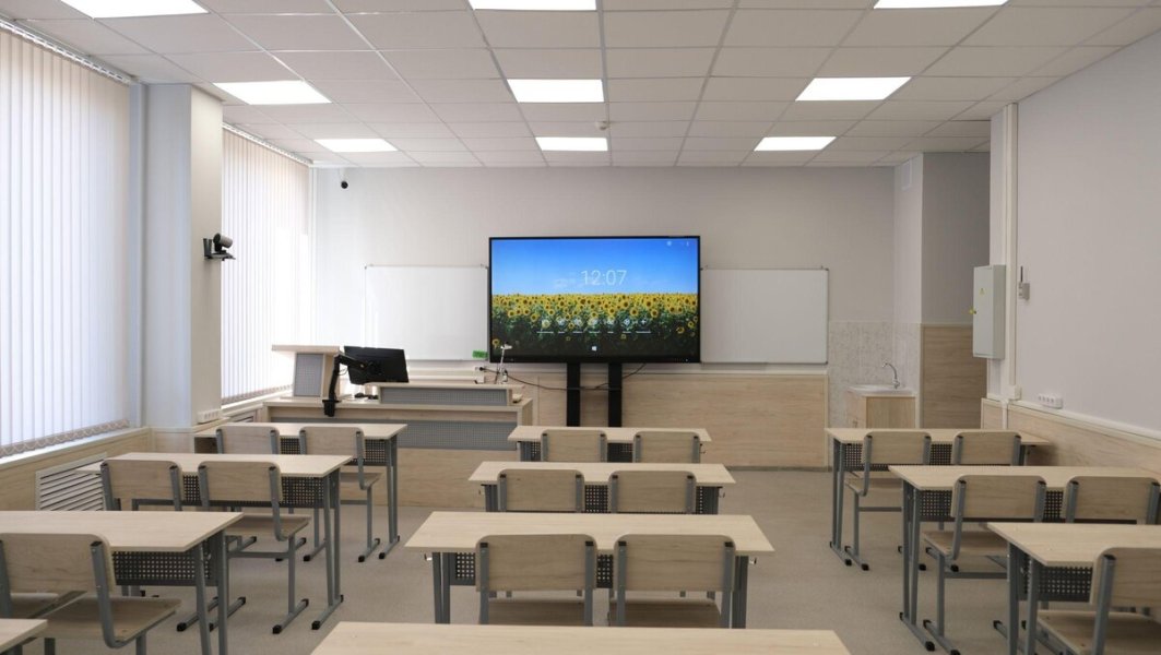 Обязательную отработку теперь предлагают учителям и агрономам: страна окончательно лишится и тех, и других