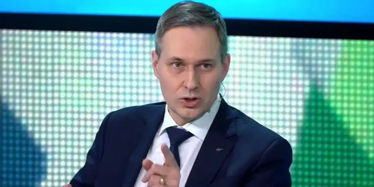 «Слили тайны Пентагона»: экс-разведчик Артамонов оценил взлом российскими хакерами военной системы Украины