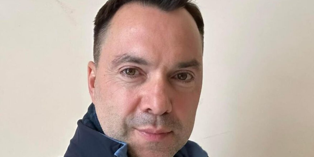 Экс-советник ОП Украины предрёк момент, когда «непримиримые» сами понесут ключи от Киева России