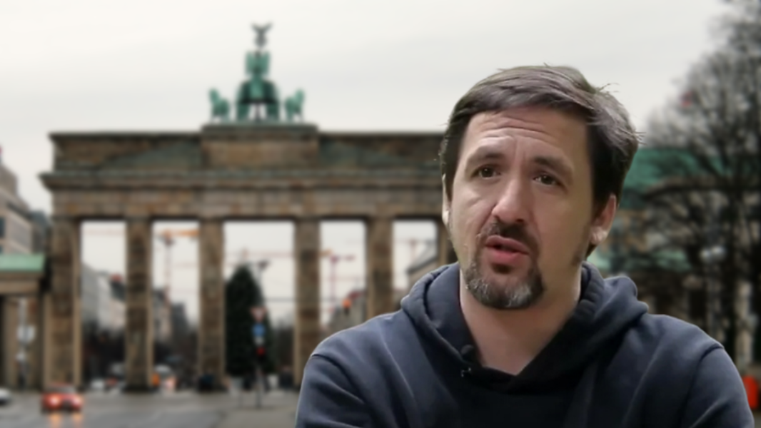 Сбежал к немцам - актёр играл героев, а стал пропагандистом ФРГ