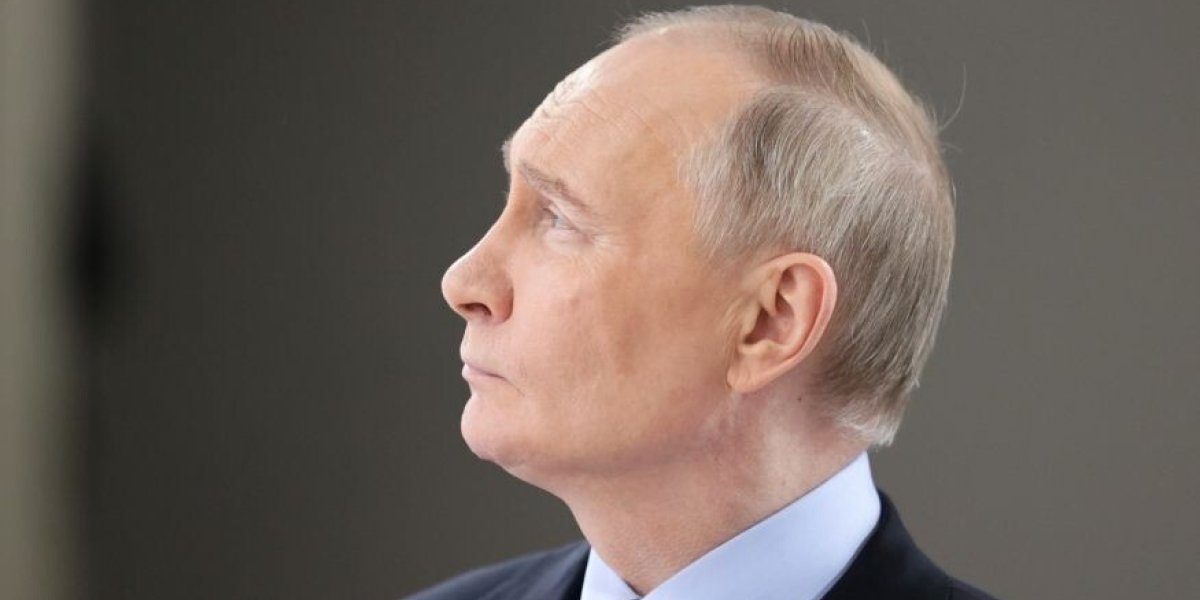 Путин отменил Послание к Федеральному собранию. Песков сослался на занятость президента