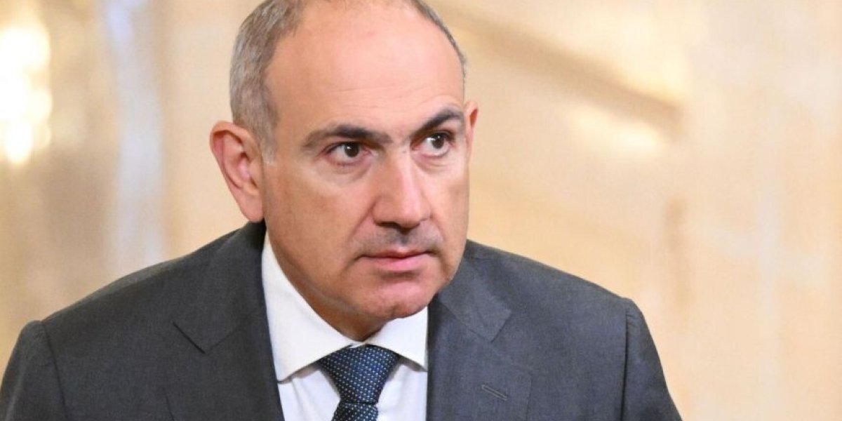 Пашинян попросил Россию &laquo;срочно восстановить железные дороги в Азербайджан и Турцию&raquo;