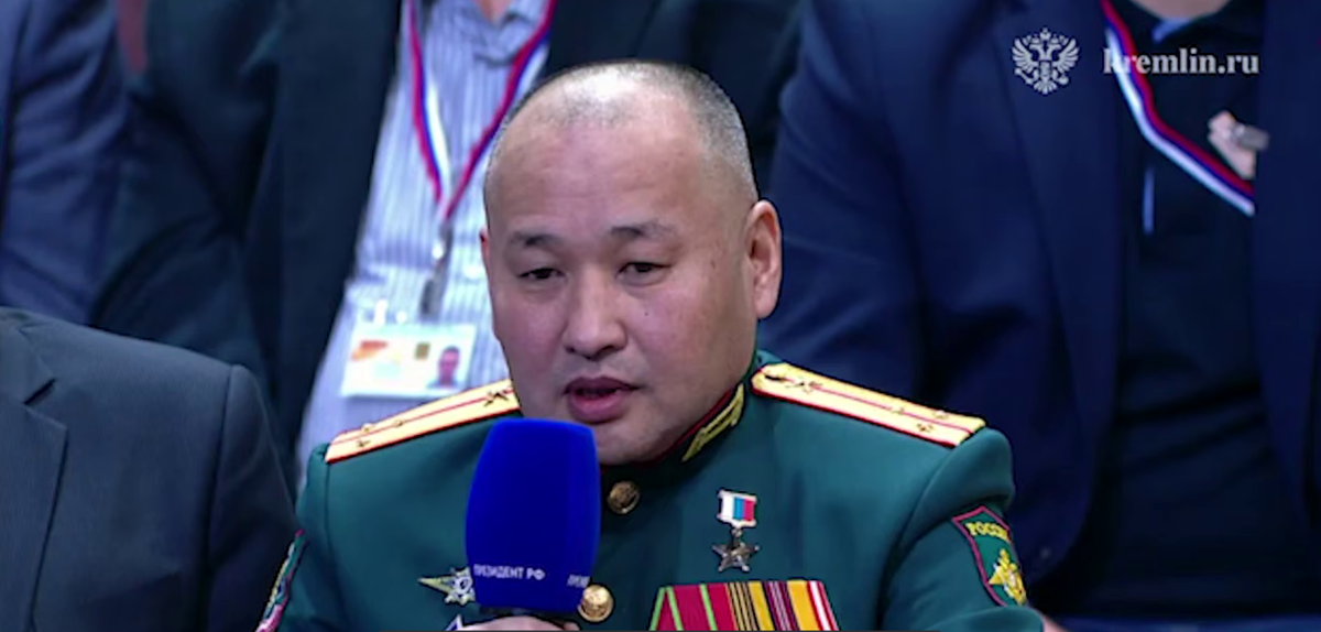 Расстреливали молодых без суда и следствия. Герой России рассказал Путину о взятии Северска Расстреливали молодых без суда и следствия. Герой России рассказал Путину о взятии Северска