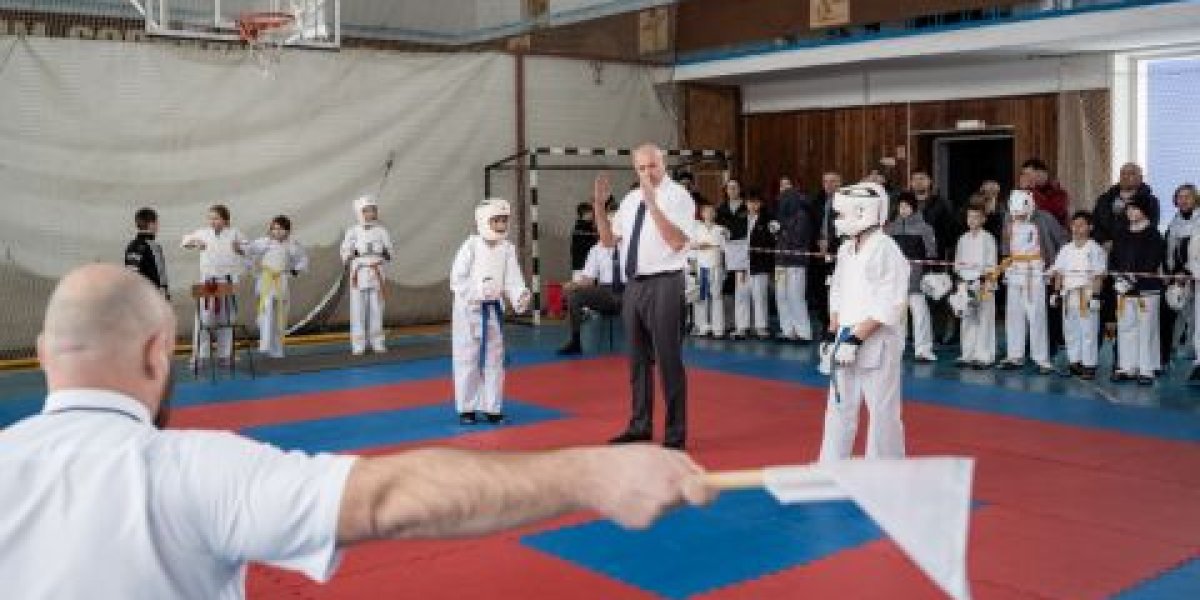 Турнир по кекусинкай в Находке объединил почти 200 каратистов