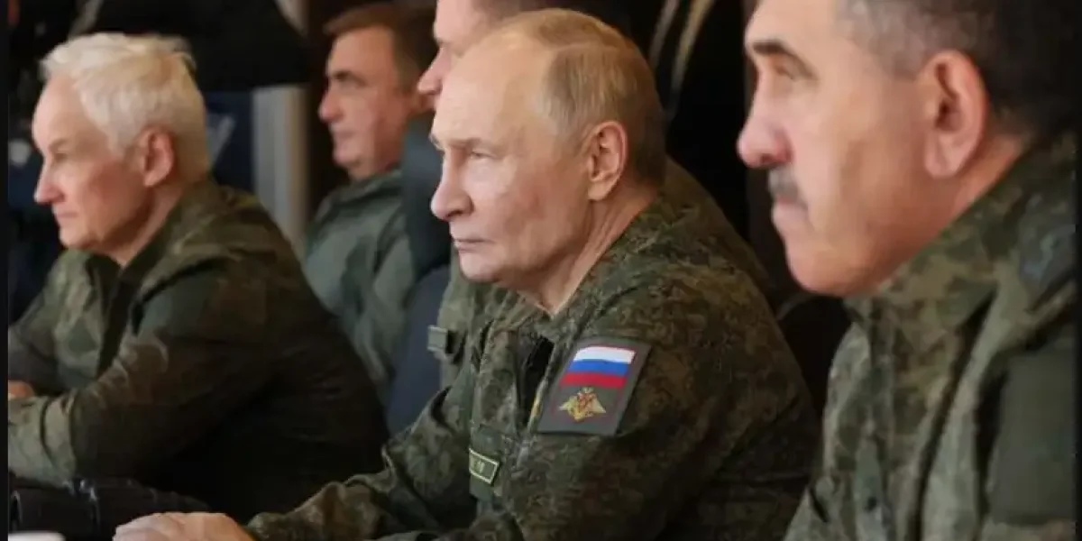 Эта «война» чрезвычайно выгодна России: ее надо продолжать всеми силами