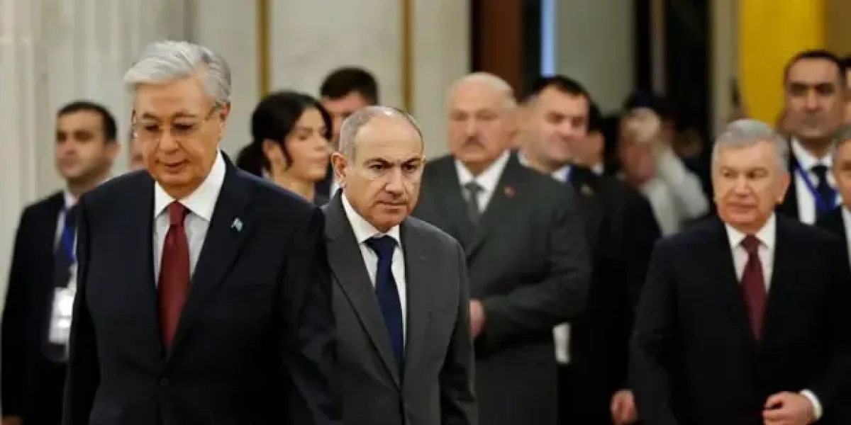 Баранец: "Казахстан нас предает, пора забирать манатки оттуда. А ОДКБ - это картонная фиктивная организация" Баранец: "Казахстан нас предает, пора забирать манатки оттуда. А ОДКБ - это картонная фиктивная организация"