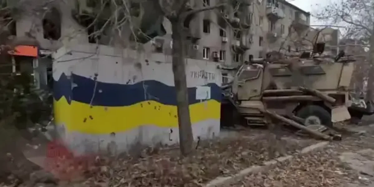 "Город явно не наш". ВСУ перебили в Купянске важную трубу и разгоняют, что "русский генерал застрелился"