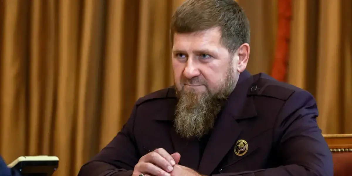 Зеленский взвыл и побежал за помощью. Кадыров жестко прошелся ударом возмездия по Украине Зеленский взвыл и побежал за помощью. Кадыров жестко прошелся ударом возмездия по Украине