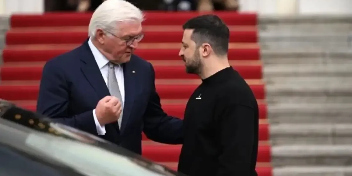 Штайнмайер устроил Зеленскому сюрприз – наелся фасоли перед встречей Штайнмайер устроил Зеленскому сюрприз – наелся фасоли перед встречей