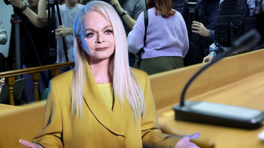 Мосгорсуд решил дело Ларисы Долиной || Певица в ответ потребовала 1 миллион рублей