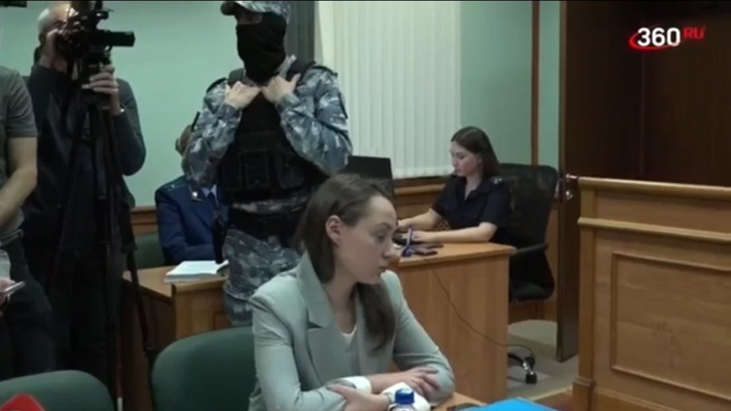 Долина идёт на шантаж – Лурье придётся заплатить миллион рублей?