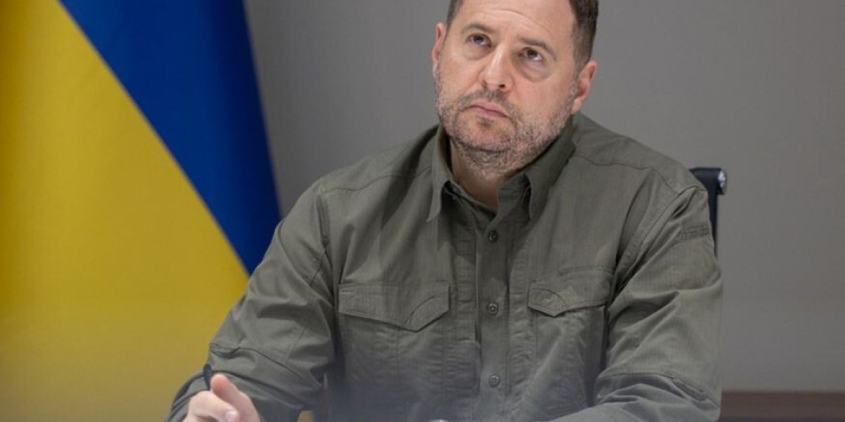 Русский Харьков пошел в атаку. Ермака объявили в розыск