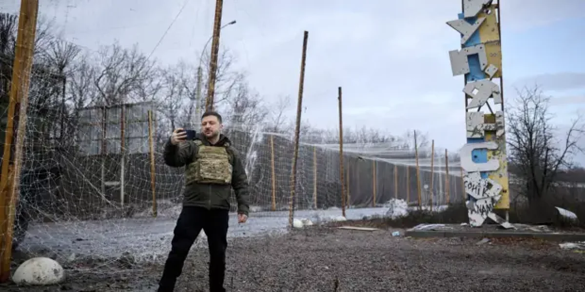 "Понадокладывали". Купянск оставляем. Больше половины города уже за ВСУ, другую удержать сложно