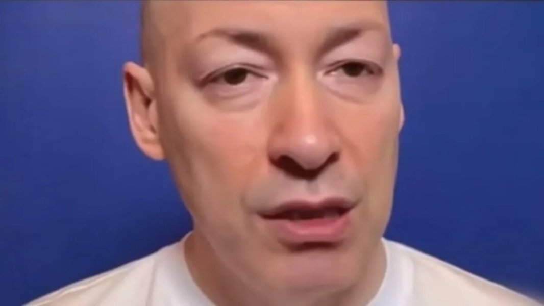 "Россия едва держится. Я не шучу": Русские проиграют?