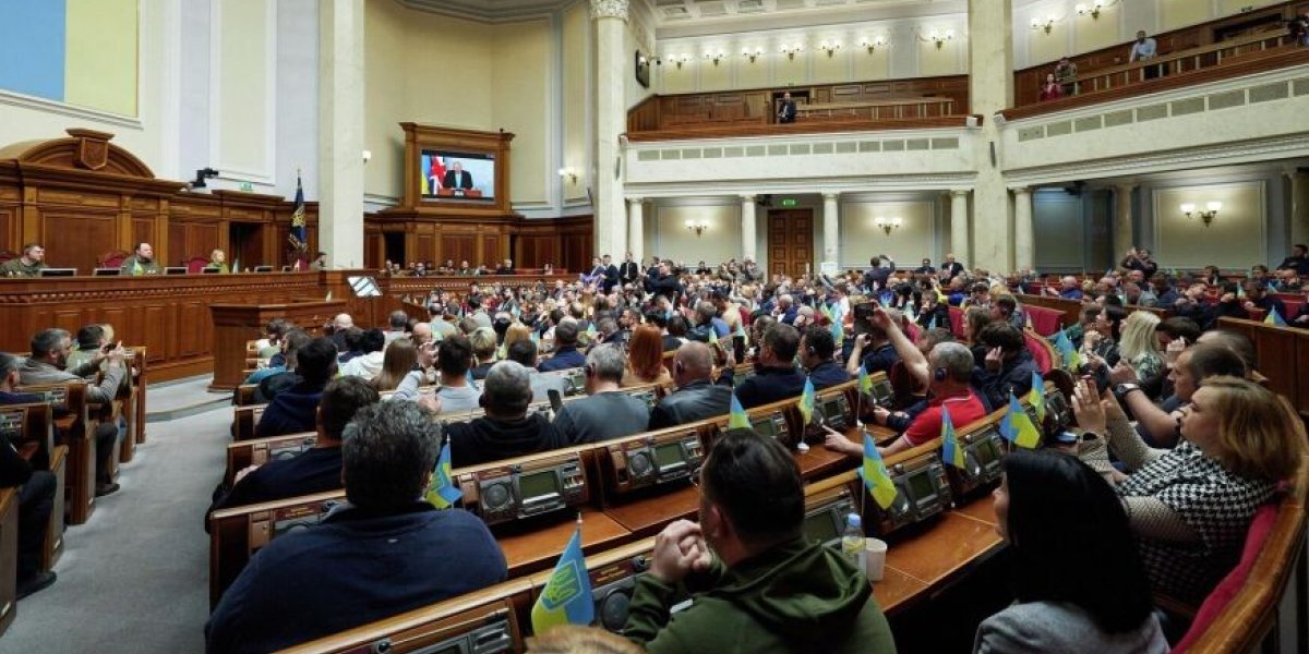 Завтра в Раде &mdash; хаос: оппозиция поднимает восстание, &laquo;Слуги народа&raquo; колеблются&raquo;