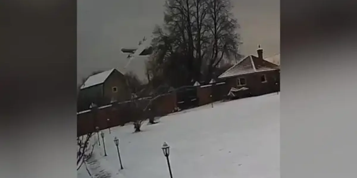 "Они не платят зарплату и им отключают газ". Рухнувший в Ивановской области АН-22 ремонтировал завод-банкрот