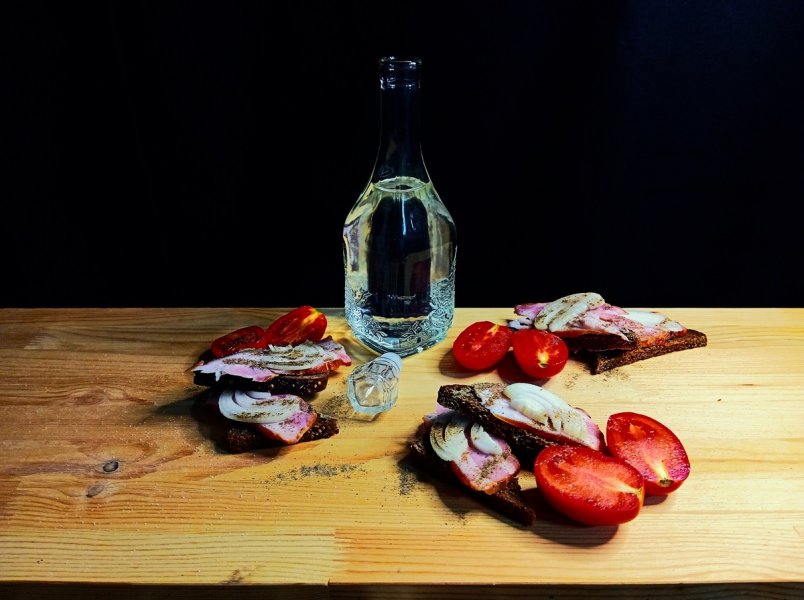 Прощай, стопка: водка дорожает. Россияне перейдут на элитку?