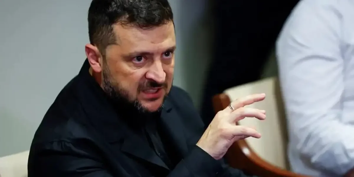 «Обнулен». В Раде внезапно шокировали новостью о Зеленском «Обнулен». В Раде внезапно шокировали новостью о Зеленском