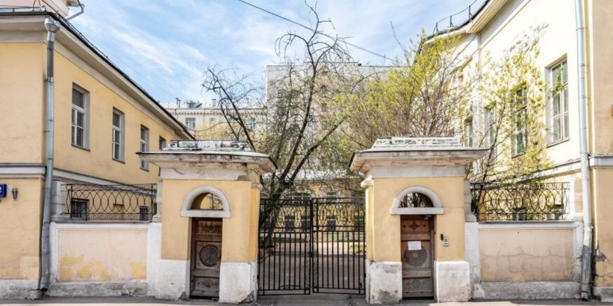 Иск о выселении: исторический комплекс в Москве передадут Польше?