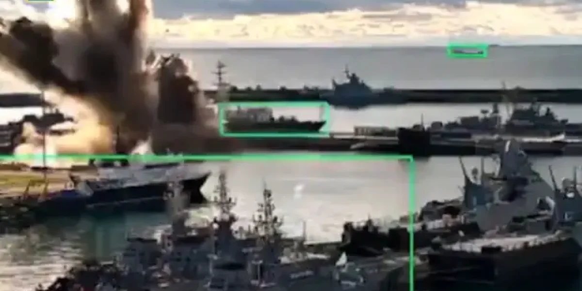 СБУ: "Подбили подлодку класса "Варшавянка" в Новороссийске". Наши военкоры: "Нет, промахнулись. Повезло" СБУ: "Подбили подлодку класса "Варшавянка" в Новороссийске". Наши военкоры: "Нет, промахнулись. Повезло"