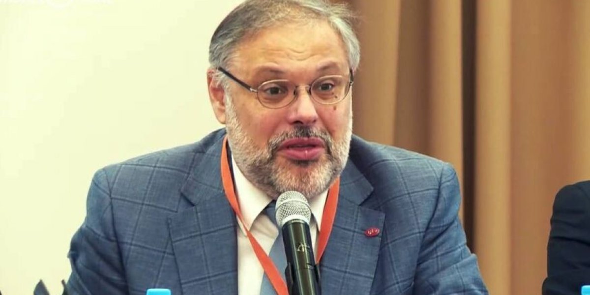 Хазин призвал отменить НДС для малого и среднего бизнеса