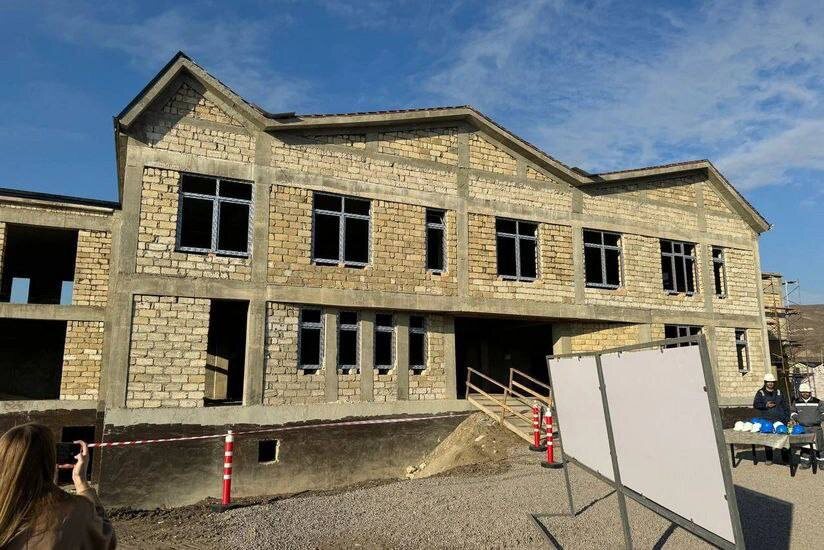 Россия подарила Азербайджану детский сад, Узбекистану и Таджикистану – школы и больницы,