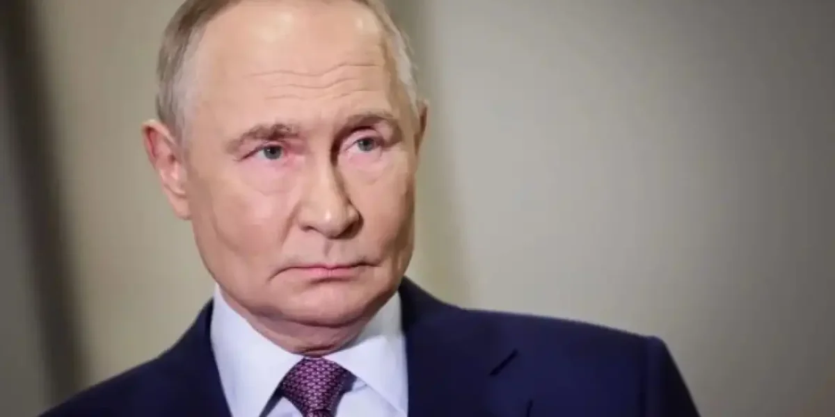 Британцы призвали Путина приехать в их страну и спасти от психов у власти