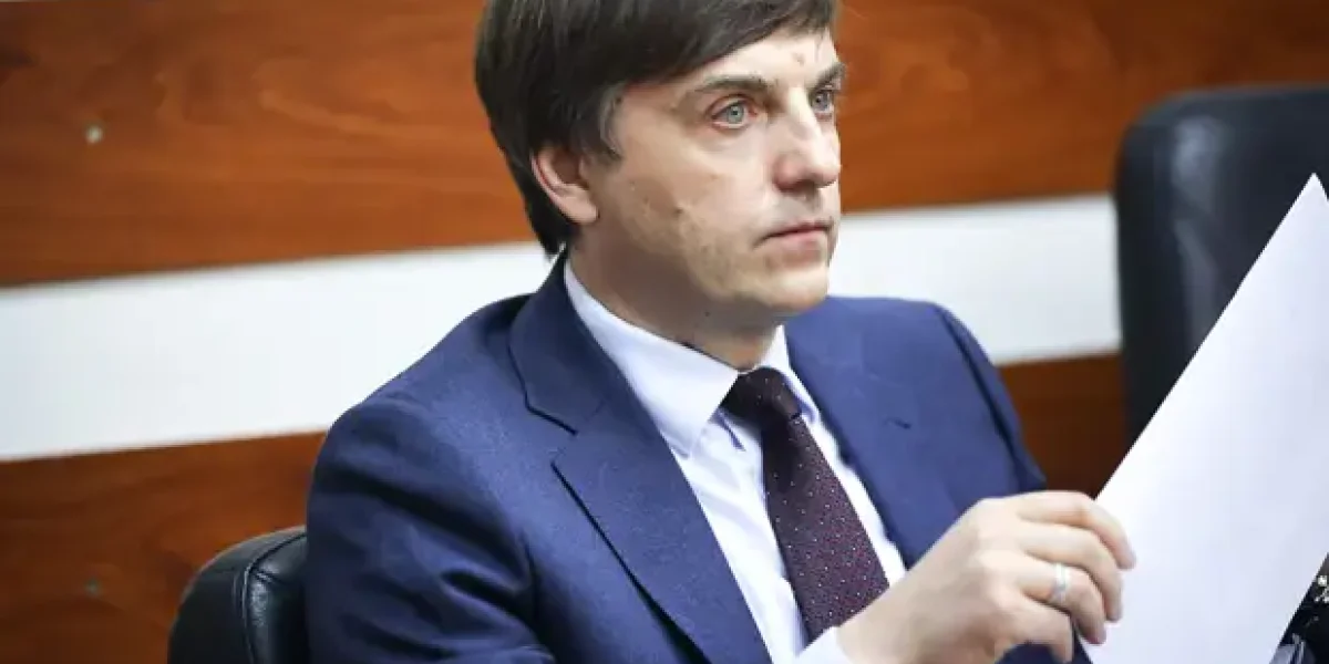 "Долго нам вас терпеть?" Глава "Справедливой России" Миронов назвал главного вредителя в правительстве "Долго нам вас терпеть?" Глава "Справедливой России" Миронов назвал главного вредителя в правительстве