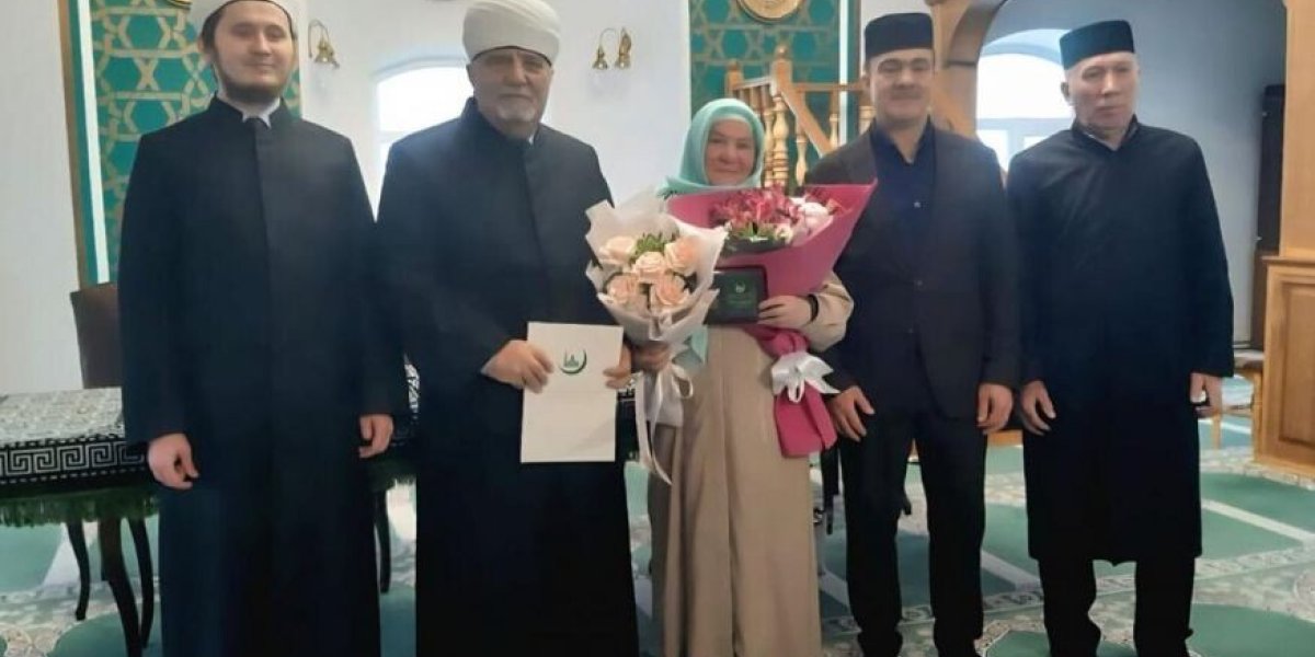 Призывала к расчленению России и сеяла рознь. ДУМ РФ наградило сепаратистку медалью: Колясников