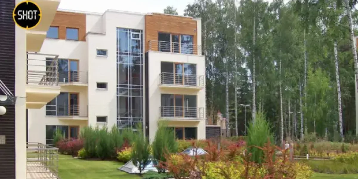 Долина реально может лишиться еще двух квартир. Их оценили в 95 млн рублей