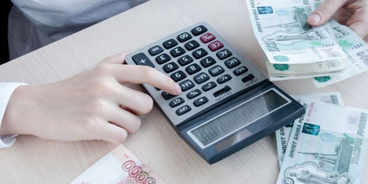 &laquo;Дисбаланс в зарплатах растет и уже составляет 70%. И вы еще призываете терпеть!&raquo;: &laquo;схватка&raquo; чиновников