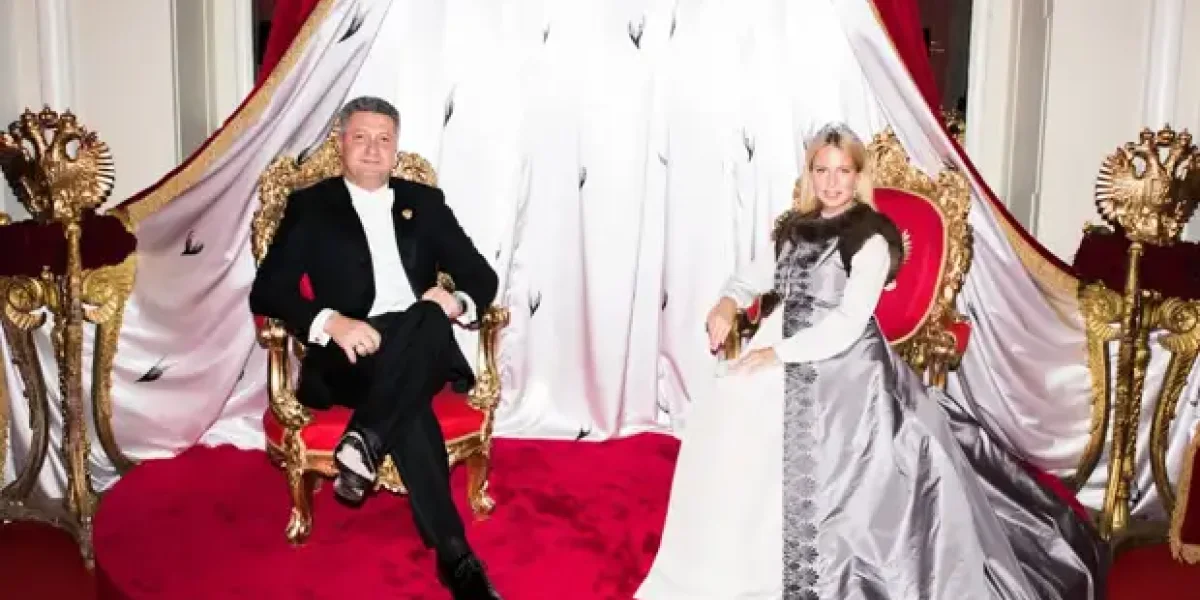 "Две невинные овечки, годами жившие с вором". Жены Тимура Иванова требовали вернуть драгоценности 2,2 кг. И им вернули