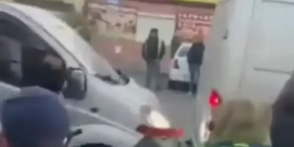 "И монтировкой бьет по стеклу машины ТЦК". Восстание в Одессе. Лиц уже никто не скрывает