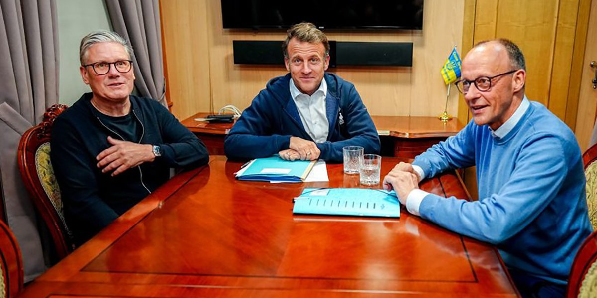 Путин одной фразой вызвал панику в Евросоюзе: Макрон уже сменил риторику в отношении России