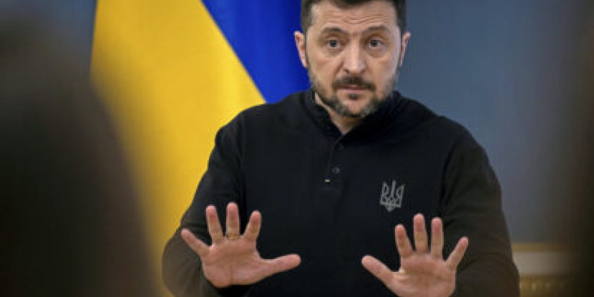 На Украине началась кампания по ослаблению Зеленского