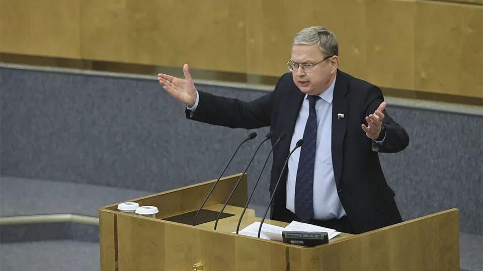 Михаил Делягин: Отмена декларирования доходов чиновников &mdash; это дискредитация государства