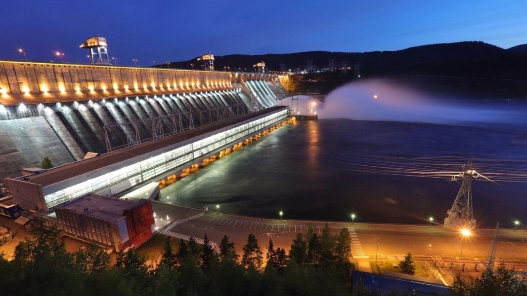 Россия получила от бога уникальный ресурс, но отсталые технологии не позволяют умело им пользоваться Россия получила от бога уникальный ресурс, но отсталые технологии не позволяют умело им пользоваться