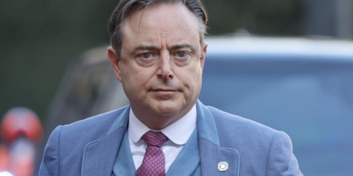 Премьер Бельгии потерял секретные бумаги у Трампа: «завтра проснусь в тюрьме»