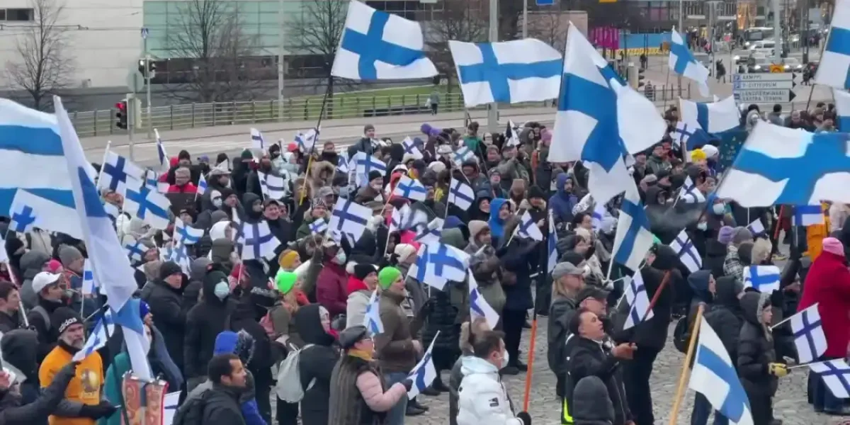 «Погибнут финны и поляки»: У границ России произошла серьезная проблема. Подробности