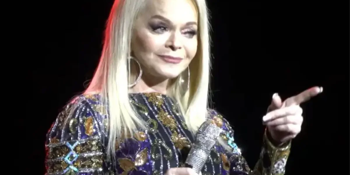 «Новая схема»: Долина начала зарабатывать на отмене концертов из-за возмущения россиян «Новая схема»: Долина начала зарабатывать на отмене концертов из-за возмущения россиян